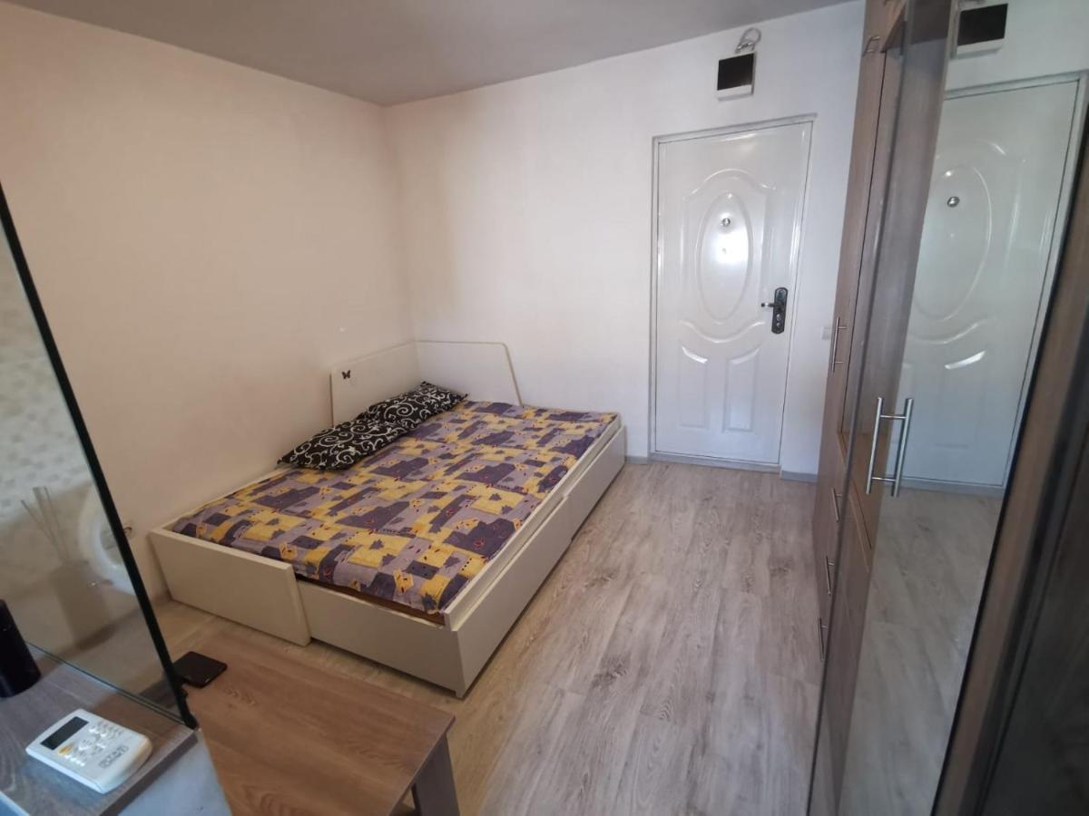 Holidays Inn Studio Bucureşti Eksteriør bilde